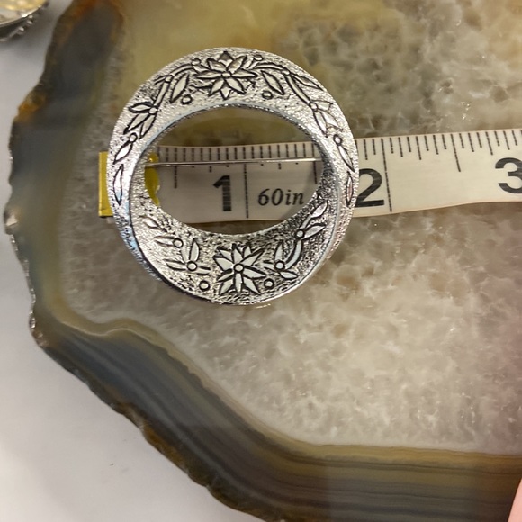 Vintage Emmons silver flower brooch 2” - Picture 7 of 12